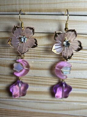 3/$25 Celestial Floral Pink & Purple Drop Earrings